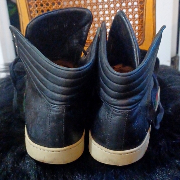 AUTHENTIC GUCCI SIGNATURE  MONOGRAM ITALIAN LEATHER HIGH TOP SNEAKERS 12 - Picture 5 of 14